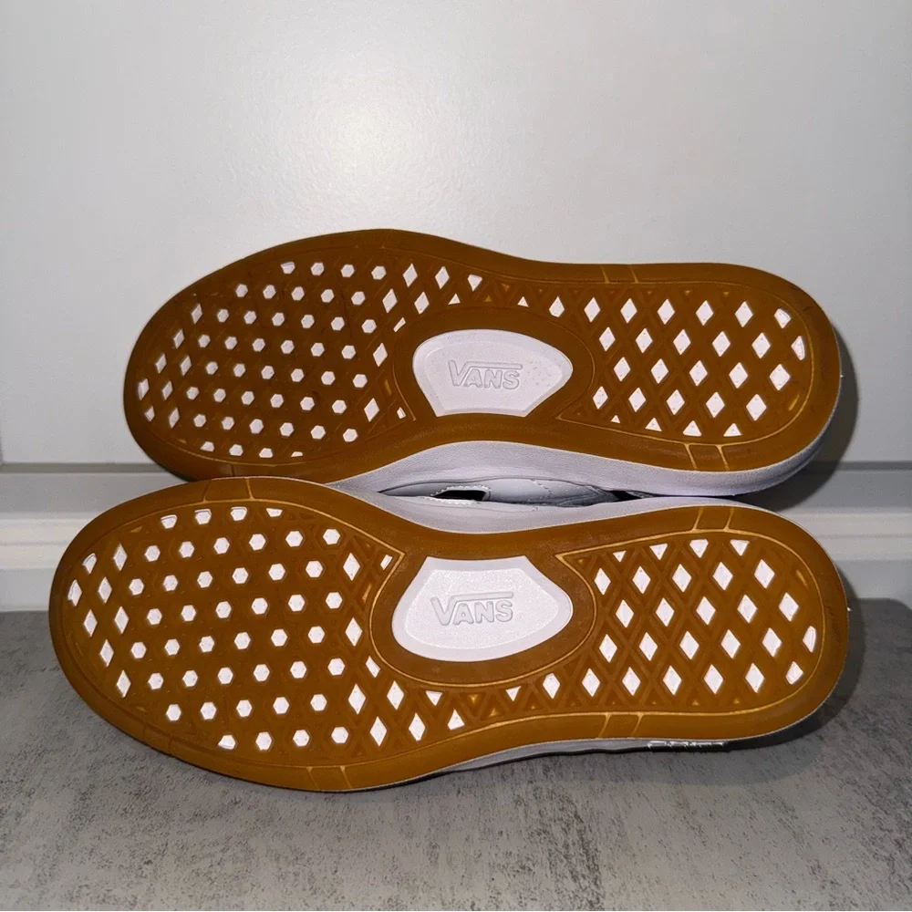 Vans Lowland Serio Collection Black/White Size 4.5 Men -
6 Women - Picture 6 of 7